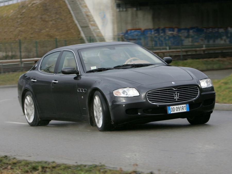  Maserati Quattroporte 2004 года  (фото 45 из 67)